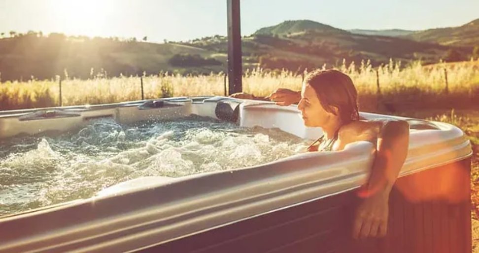 Wellness Redefined: Advanced Hydrotherapy Hot Tubs vs. Botox Injections - Which Is Right for You?